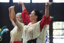 Impressionen beim Tanz aller Kulturen (Foto: © Bildungs- und Integrationszentrum, Kreis Paderborn, Johanna Leifeld)